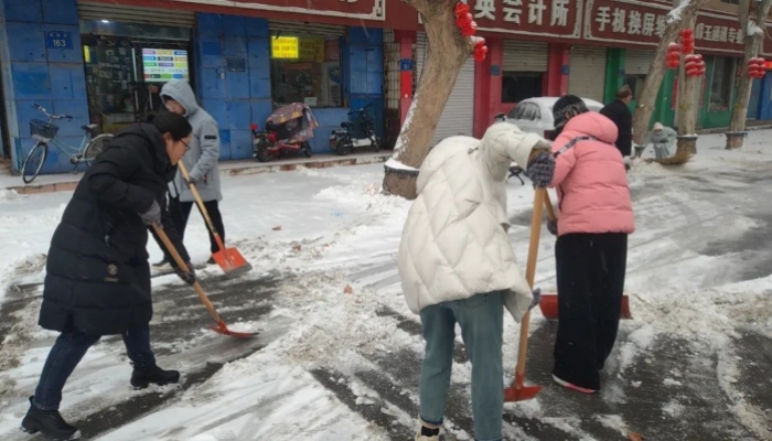 【晋州】应对降雪 | 晋州市打响龙年第一场除雪清冰攻坚战